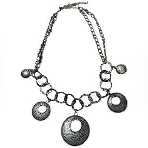 Silver Textured Chain Disk Necklace